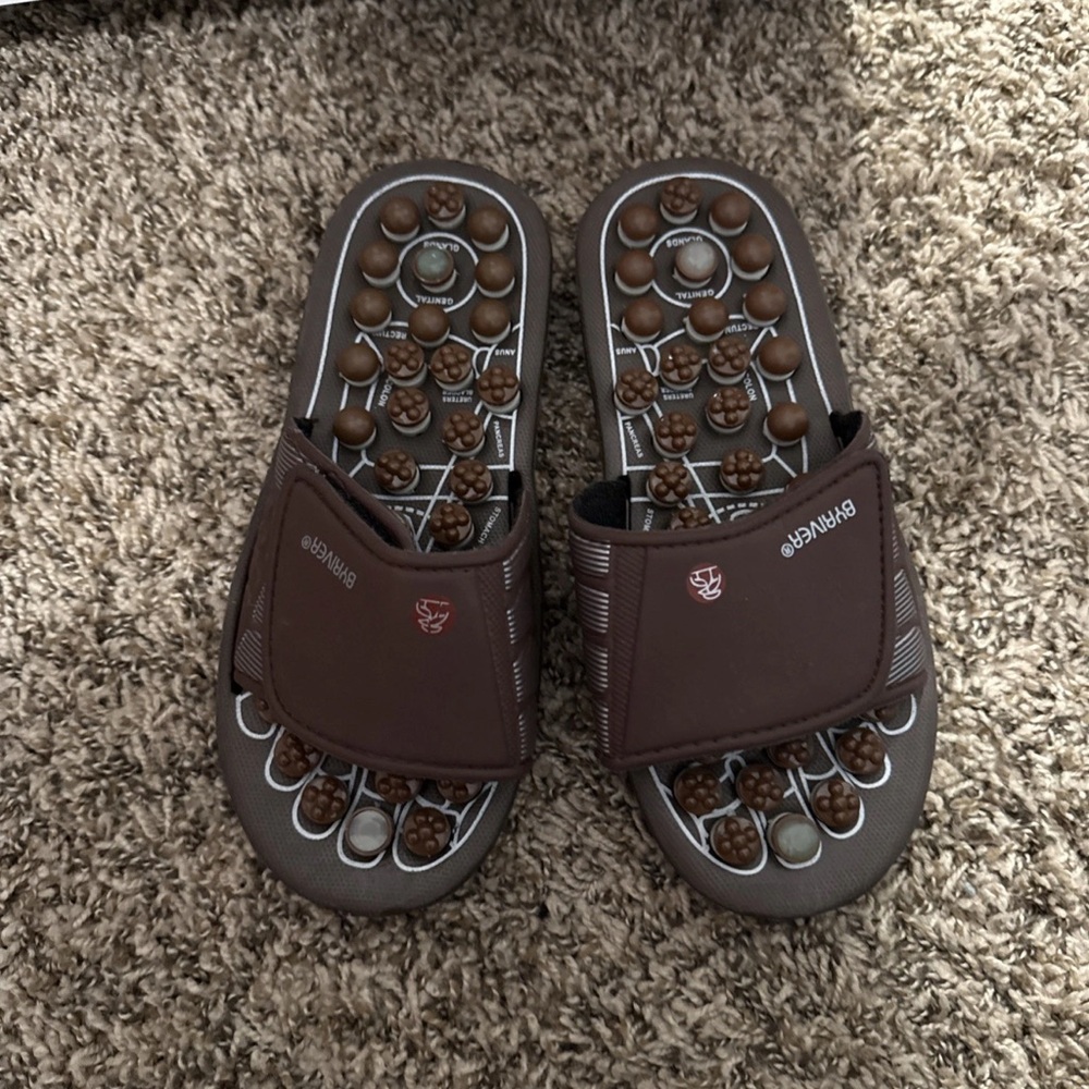 BYRIVER Healthcare Acupressure Foot Massager Reflexology Sandals Slides Size XS